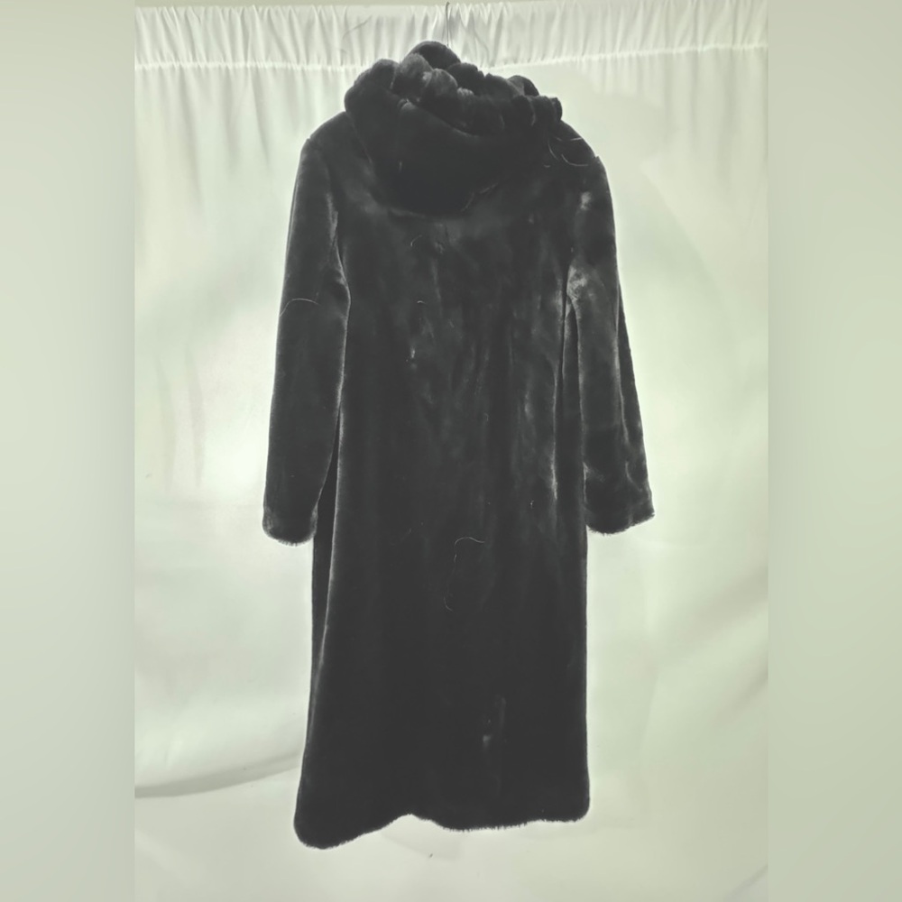 Luxurious Marvin Richards Black Faux Mink Fur Coat - Picture 13 of 13